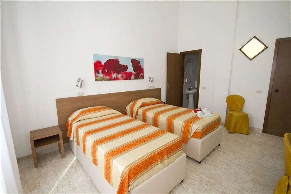 Hotel Derna Βιαρέτζιο 3*,  Ιταλία