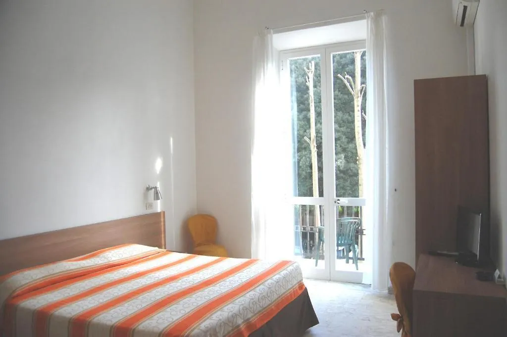 Hotel Derna Viareggio
